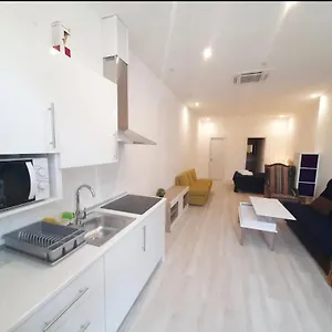 Velarde Center One Apartamento
