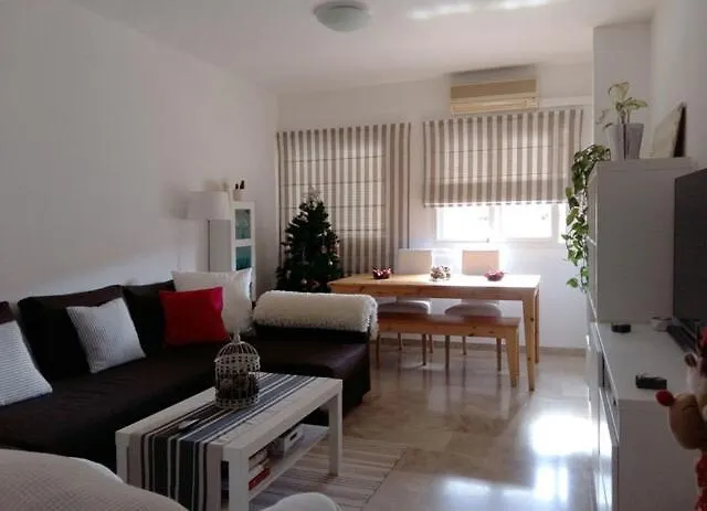 Ferienwohnung Malaga Habitacion En Apartamento Carlos Haya